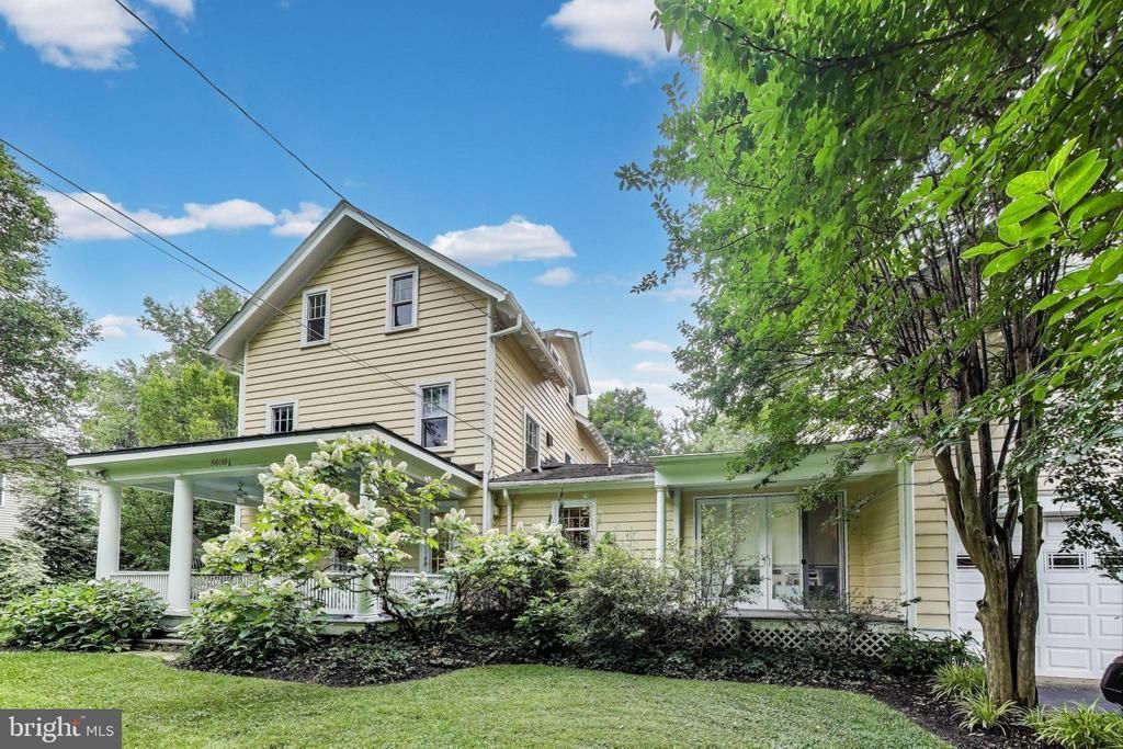 5809 GROSVENOR LANE, BETHESDA, MD 20814