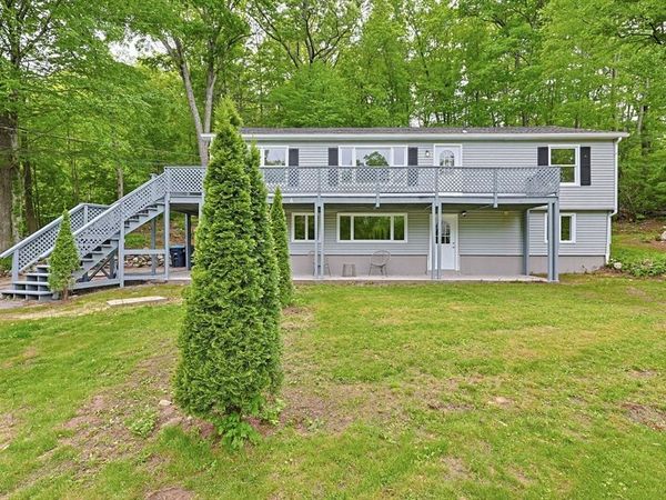 6 Bond Rd, Charlton, MA 01507