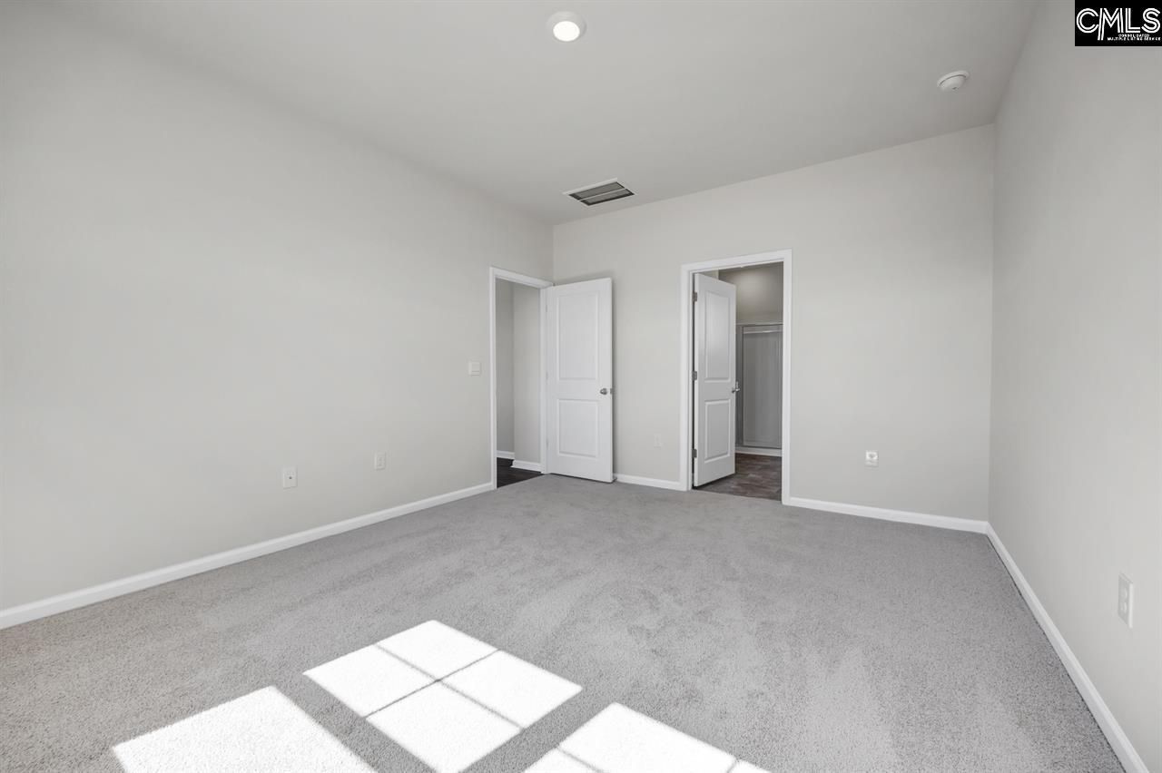 509 Leathertree Lane  Photo 17