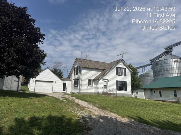 8 1st Avenue, Elberon, IA 52225