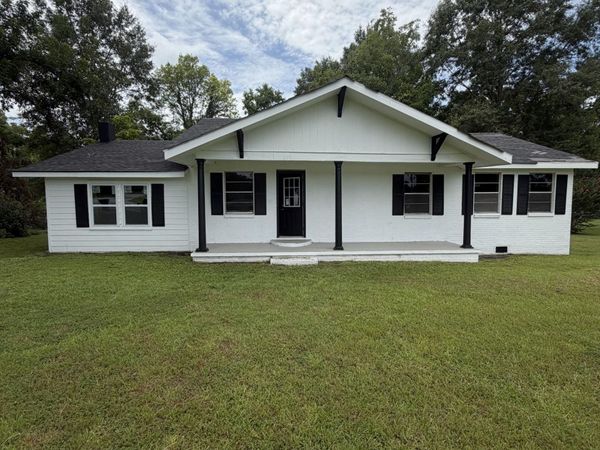 830 Erwin, Stonewall, MS 39363