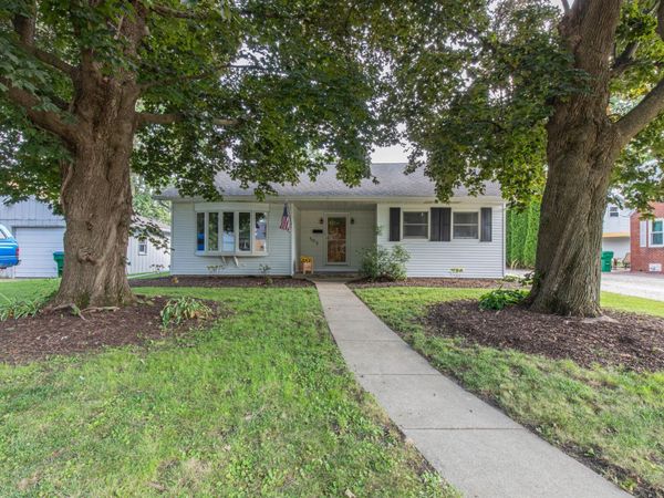 505 2nd Street , Mendota, IL 61342