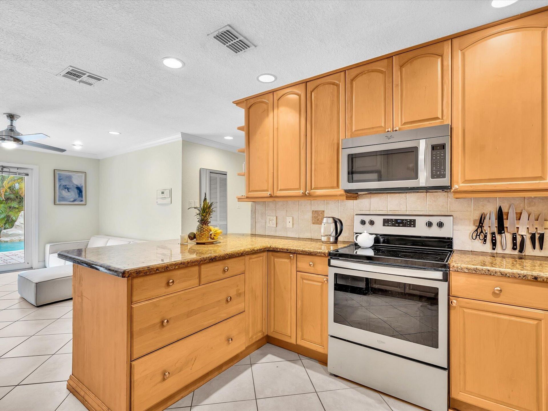 11 Forest Hills Lane, Boca Raton, FL 33431 Photo