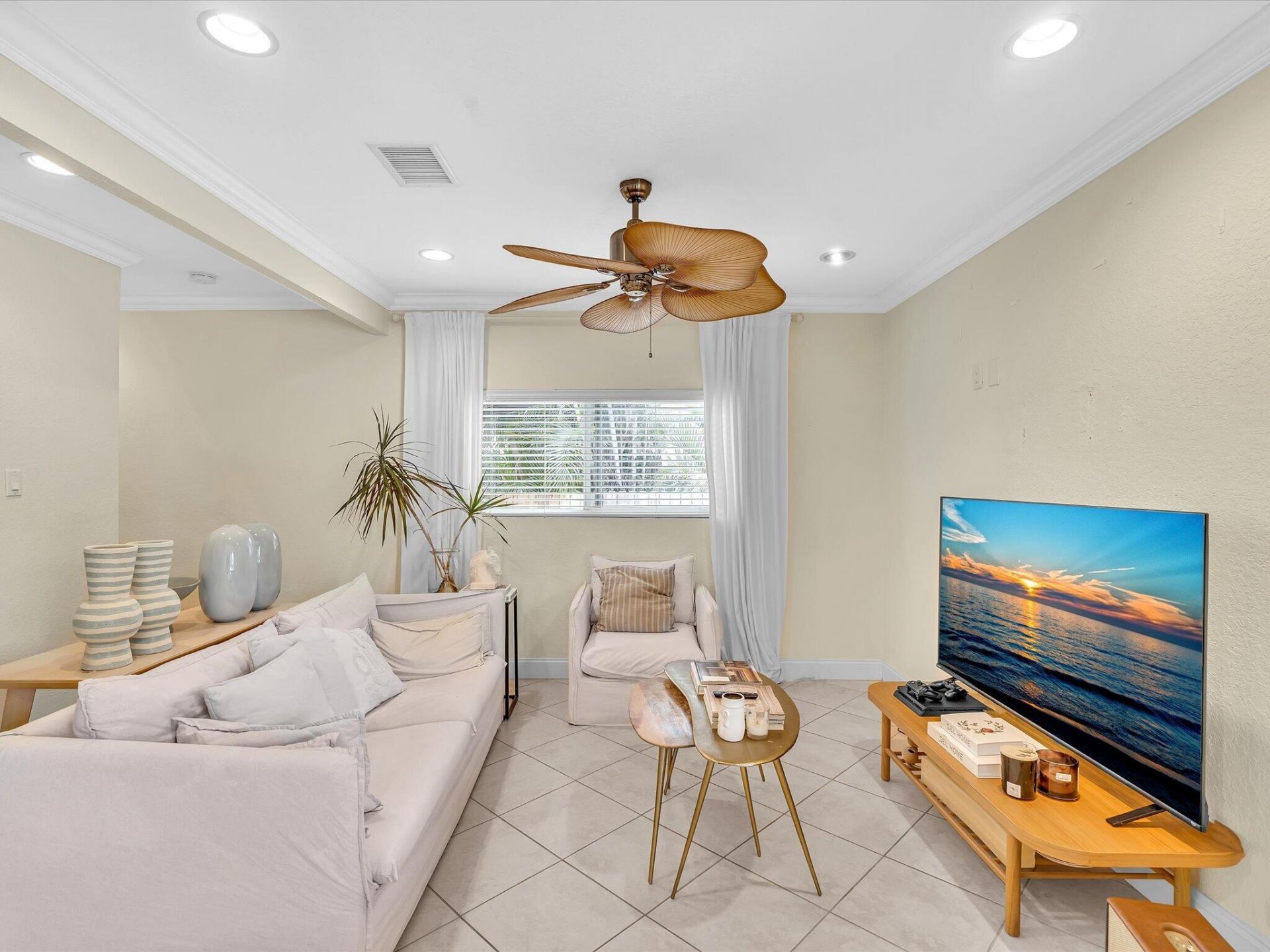 11 Forest Hills Lane, Boca Raton, FL 33431 Photo