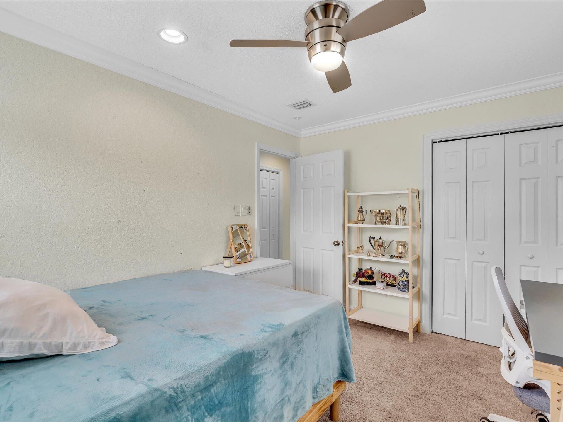 11 Forest Hills Lane, Boca Raton, FL 33431 Photo