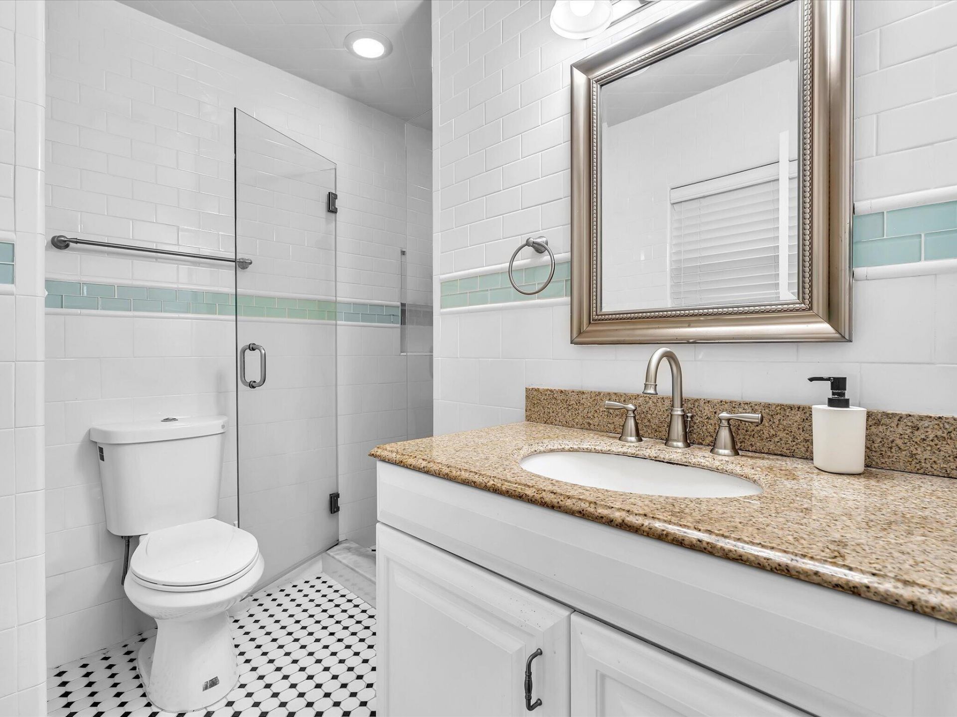 11 Forest Hills Lane, Boca Raton, FL 33431 Photo