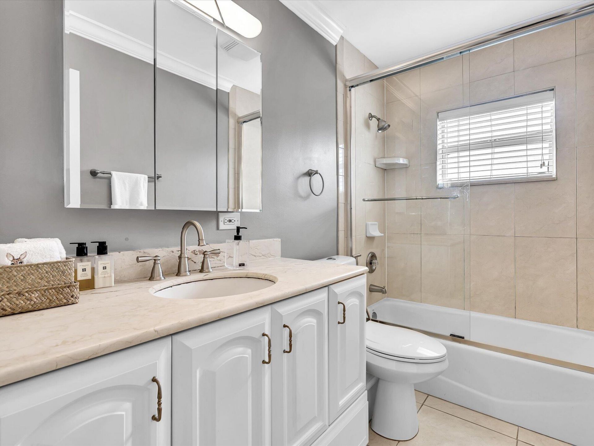 11 Forest Hills Lane, Boca Raton, FL 33431 Photo