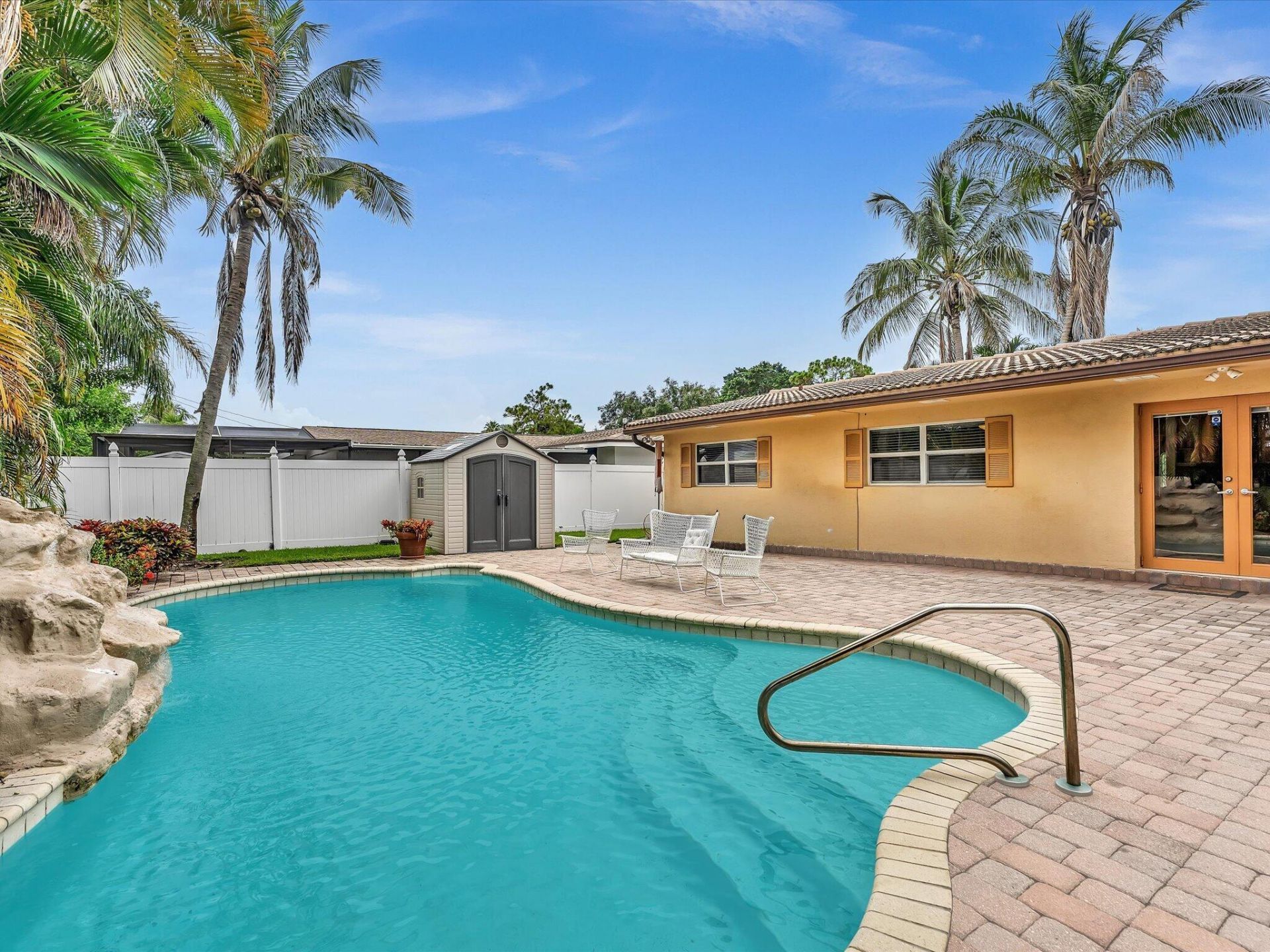 11 Forest Hills Lane, Boca Raton, FL 33431 Photo