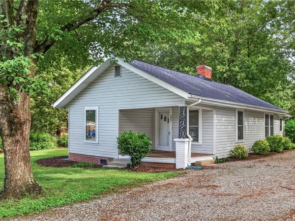 222 W Brower Avenue , Liberty, NC 27298