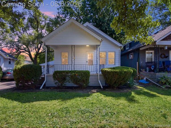 1063 Mayflower Avenue, Lincoln Park, Mi 48146