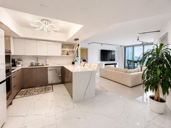 3600 Mystic Pointe Dr , Unit 1715, Aventura, FL 33180