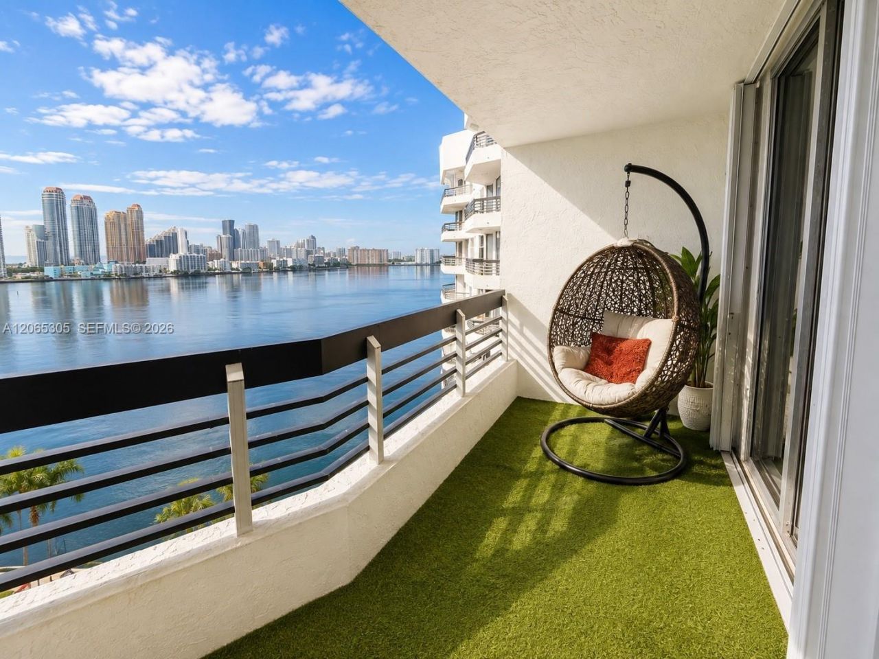 3600 Mystic Pointe Dr , Unit 1715, Aventura, FL 33180 Photo