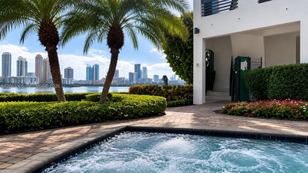 3600 Mystic Pointe Dr , Unit 1715, Aventura, FL 33180 Photo
