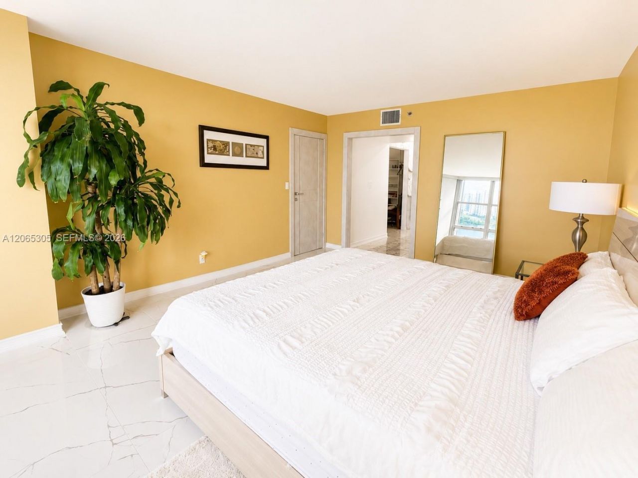 3600 Mystic Pointe Dr , Unit 1715, Aventura, FL 33180 Photo