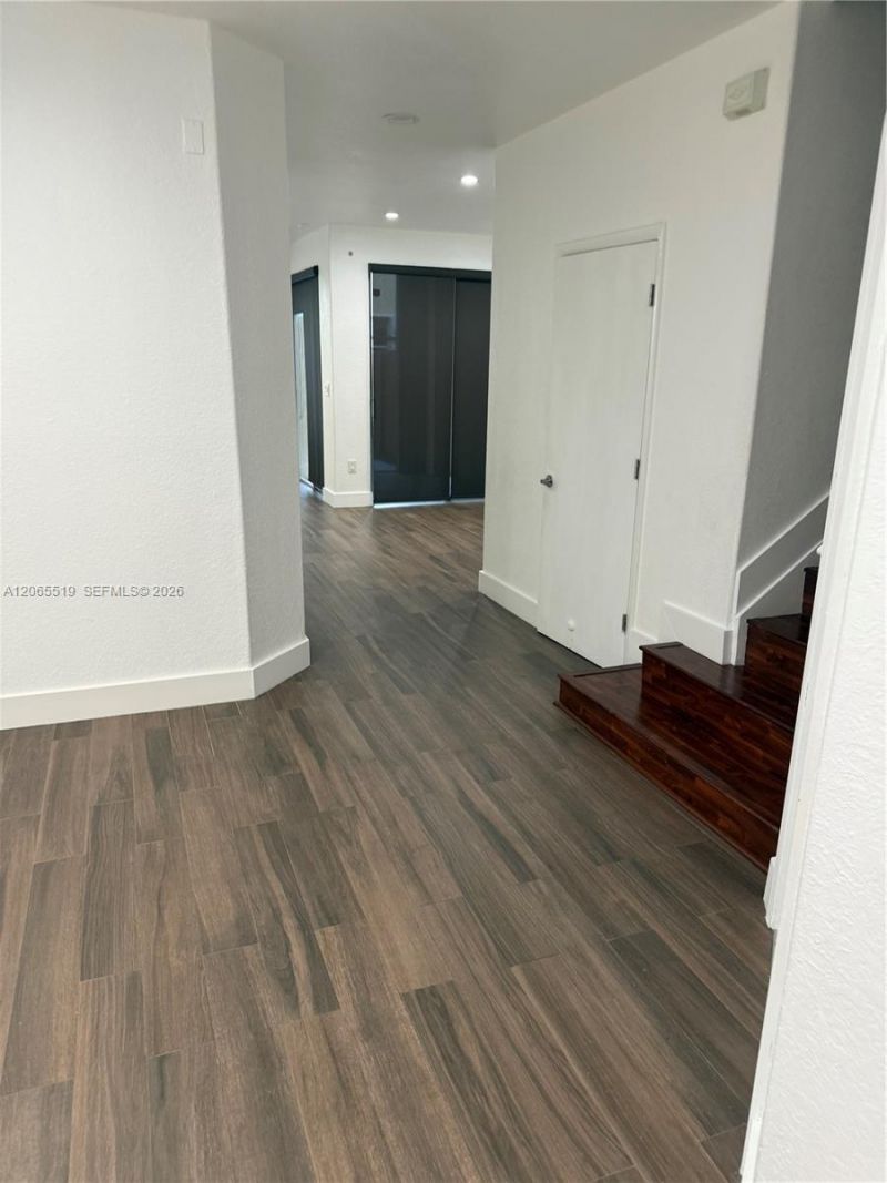 15069 SW 9th Way , Miami, FL 33194 Photo