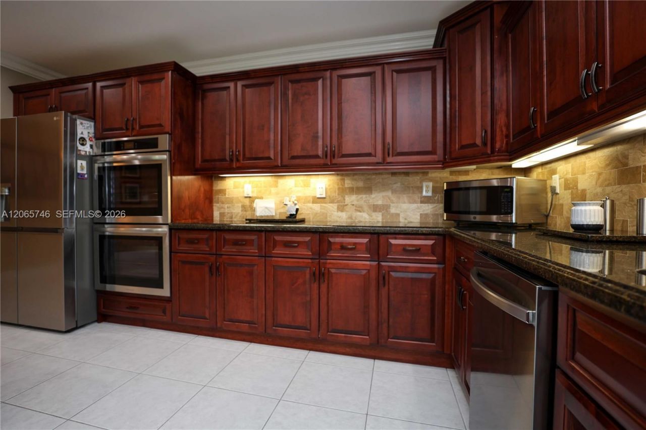 843 NW 131st Ave, Sunrise, FL 33325 Photo