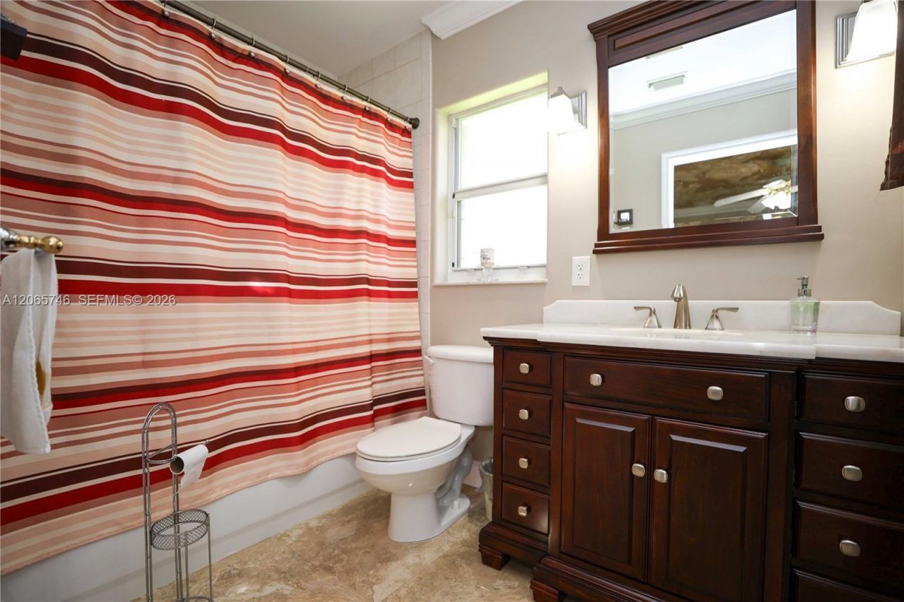 843 NW 131st Ave, Sunrise, FL 33325 Photo