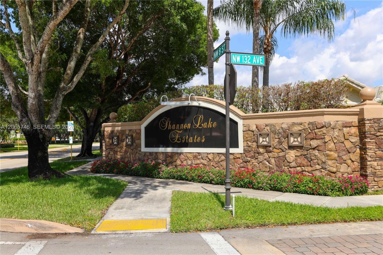 843 NW 131st Ave, Sunrise, FL 33325 Photo