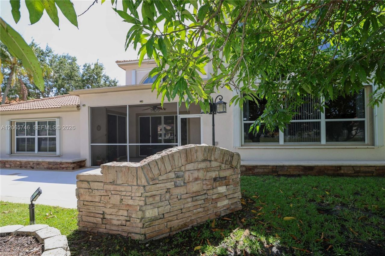 843 NW 131st Ave, Sunrise, FL 33325 Photo