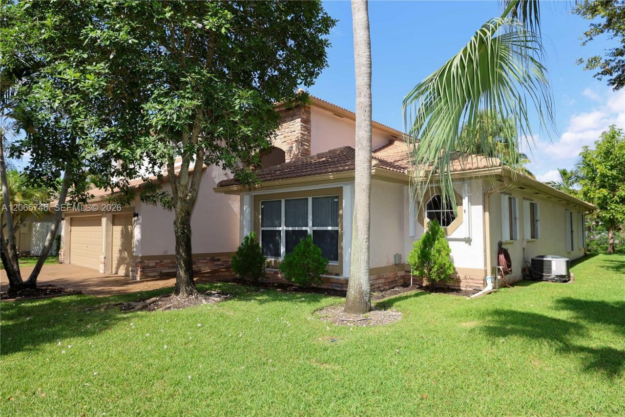 843 NW 131st Ave, Sunrise, FL 33325 Photo