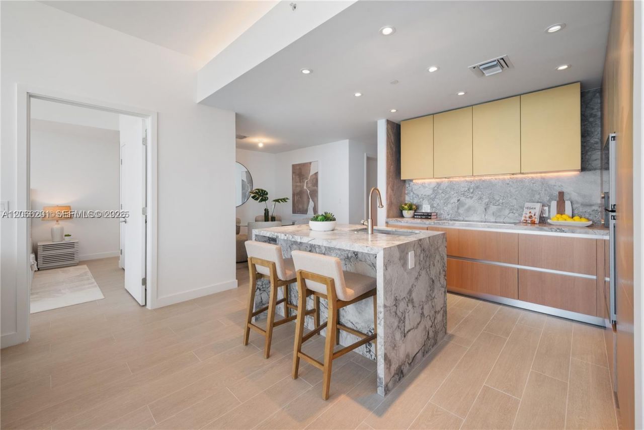 500 Alton, Unit 3304, Miami Beach, FL 33139 Photo