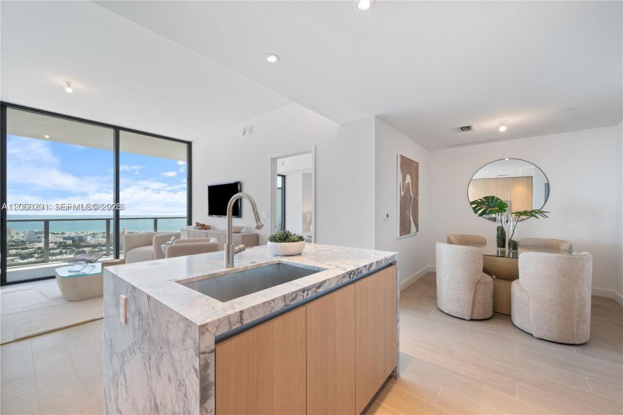 500 Alton, Unit 3304, Miami Beach, FL 33139 Photo