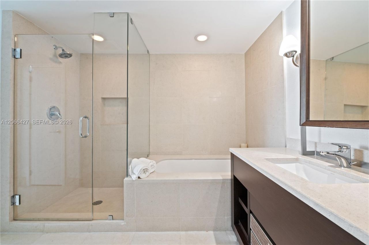 6899 Collins Ave , Unit 702, Miami Beach, FL 33141 Photo