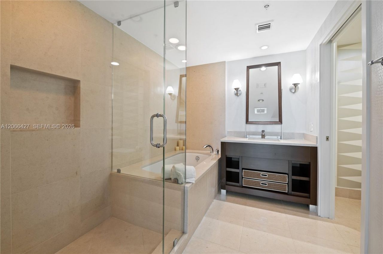 6899 Collins Ave , Unit 702, Miami Beach, FL 33141 Photo