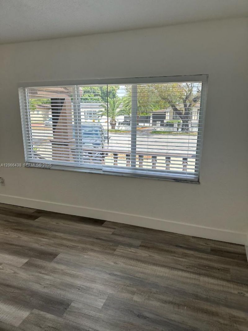 160 W 60th St, Hialeah, FL 33012 Photo