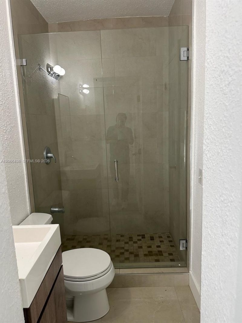 160 W 60th St, Hialeah, FL 33012 Photo