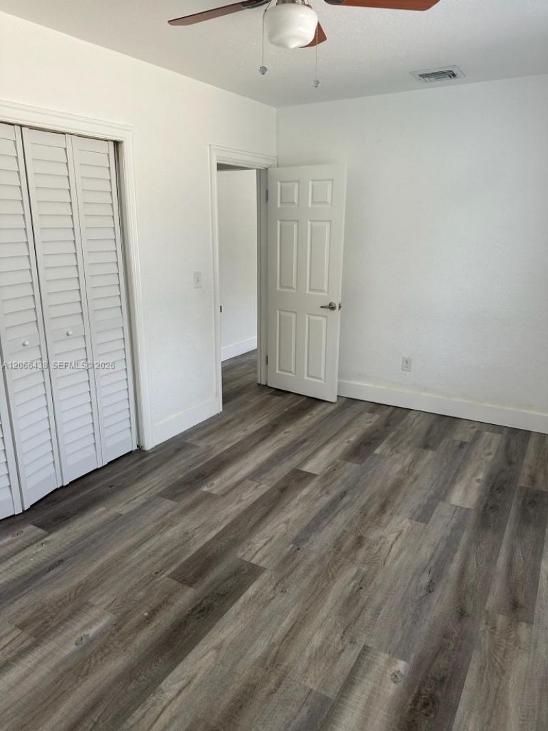 160 W 60th St, Hialeah, FL 33012 Photo