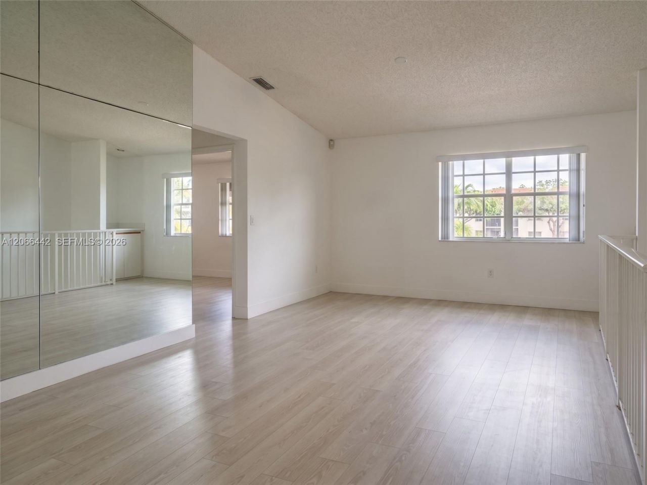 6910 NW 173rd Dr, Unit 1008, Hialeah, FL 33015 Photo