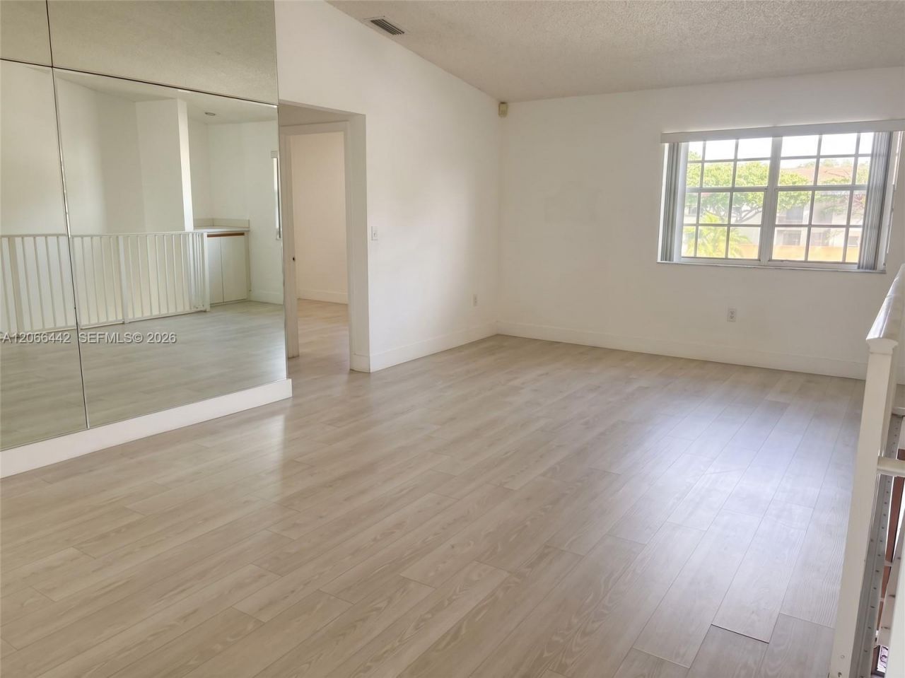 6910 NW 173rd Dr, Unit 1008, Hialeah, FL 33015 Photo