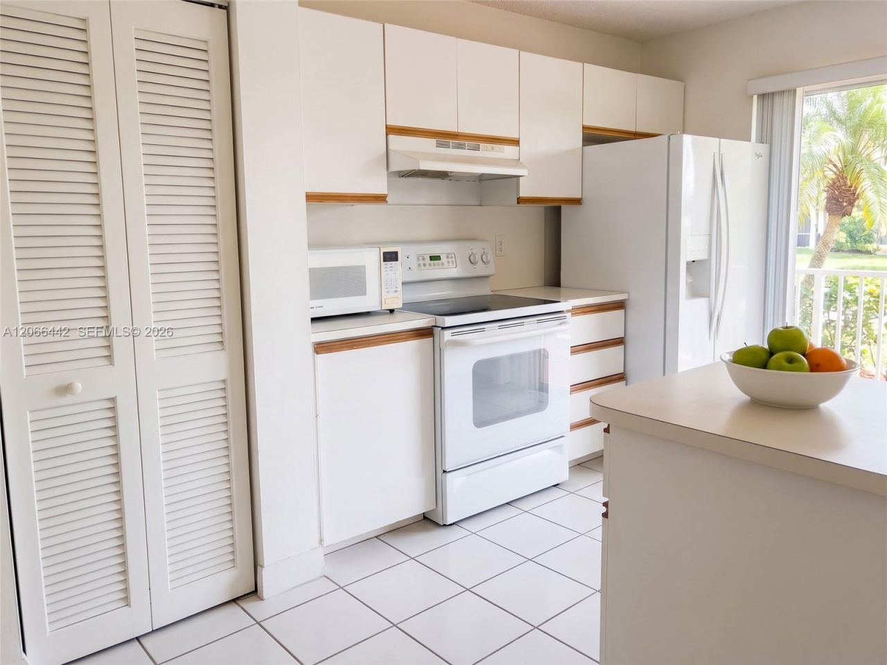 6910 NW 173rd Dr, Unit 1008, Hialeah, FL 33015 Photo