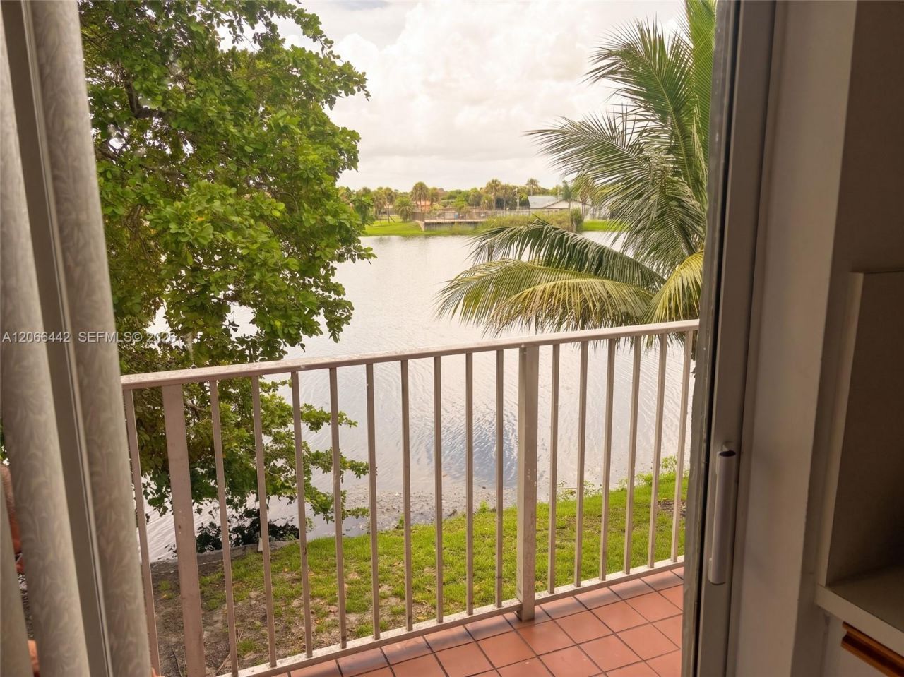 6910 NW 173rd Dr, Unit 1008, Hialeah, FL 33015 Photo