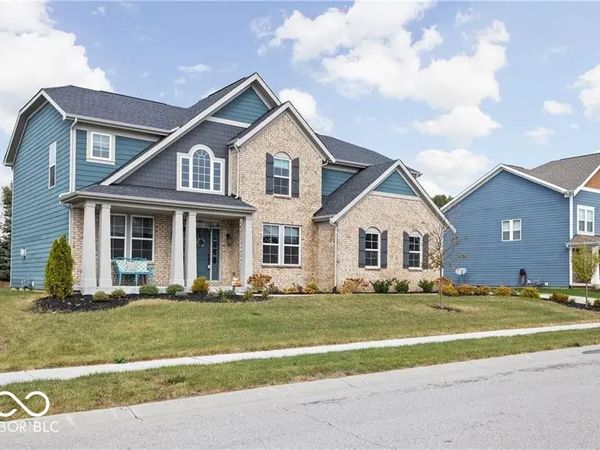 680 Ridge Gate Drive , Brownsburg, IN 46112