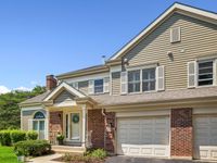 2543 E Hunter Drive, Arlington Heights, IL 60004 primary photo
