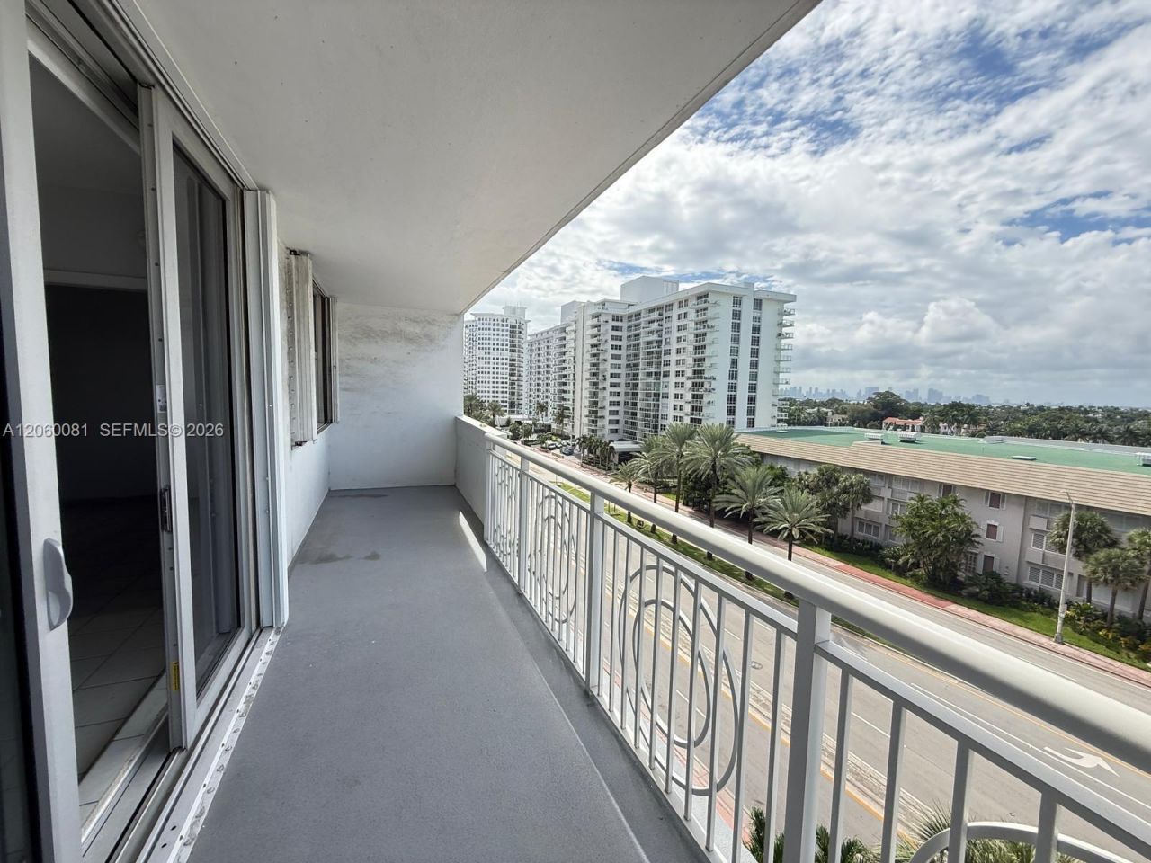 5825 Collins Ave , Unit 7B, Miami Beach, FL 33140 Photo