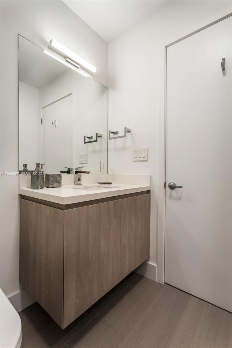 3470 E Coast Ave , Unit H2409, Miami, FL 33137 Photo