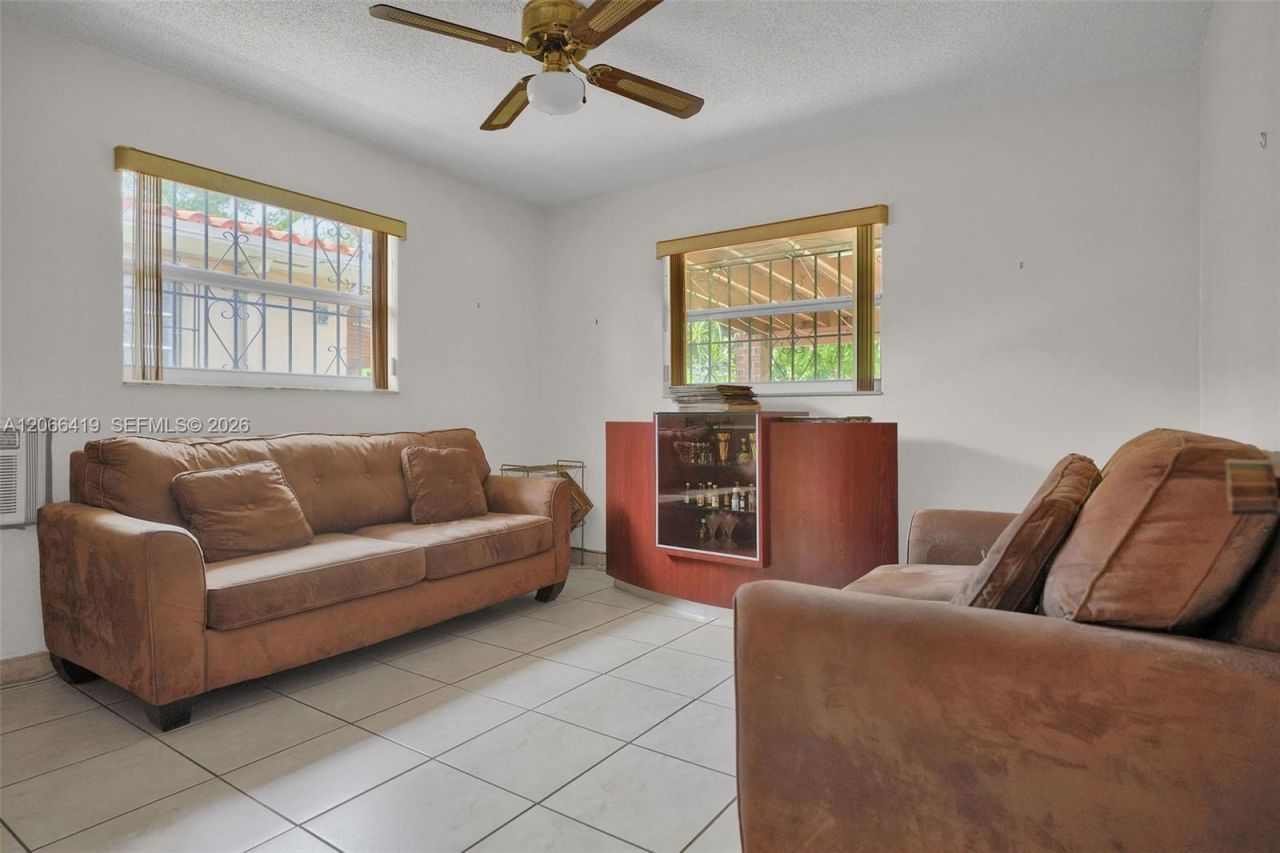 2306 SW 58th Ct, Miami, FL 33155 Photo