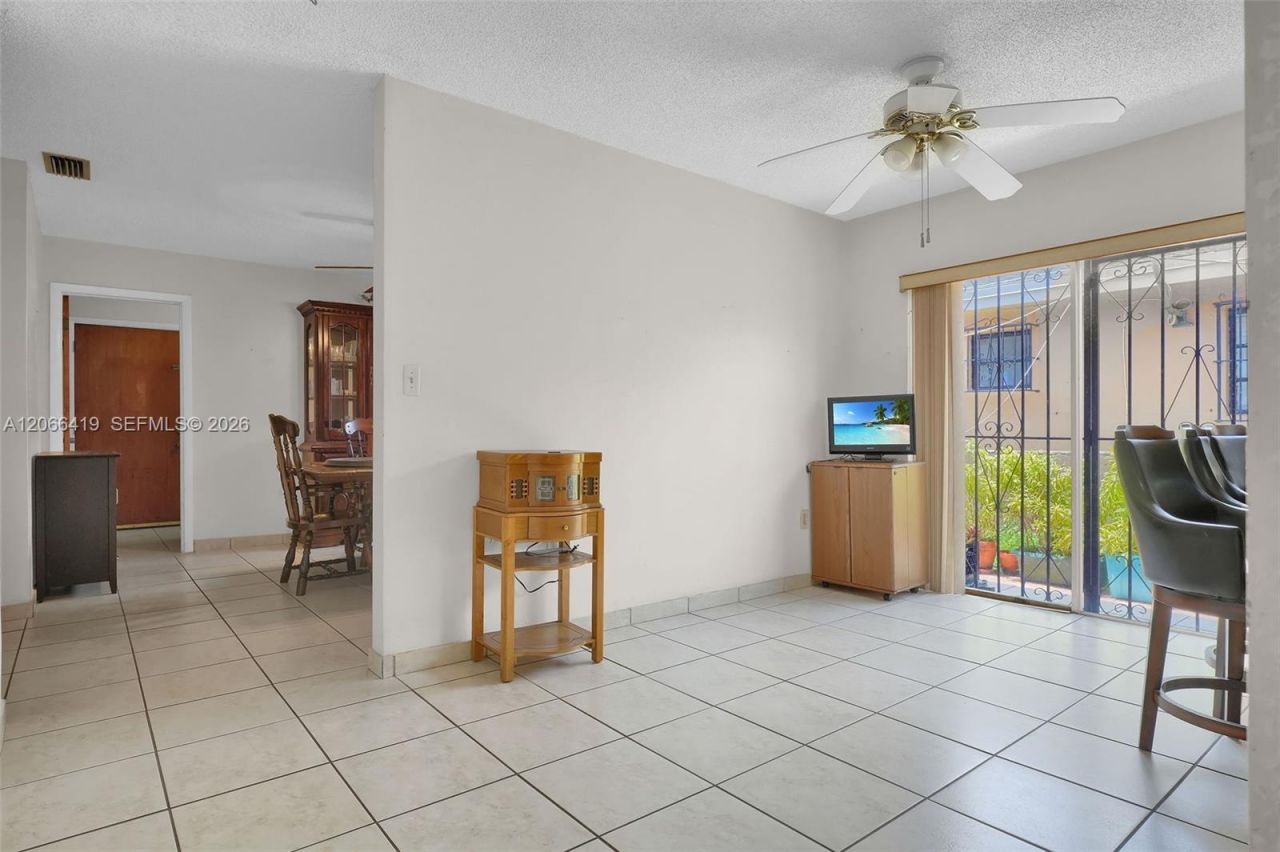 2306 SW 58th Ct, Miami, FL 33155 Photo