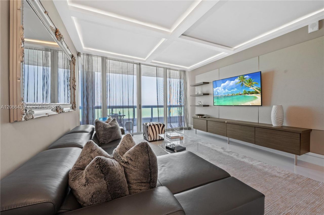 6899 Collins Ave, Unit 702, Miami Beach, FL 33141 Photo