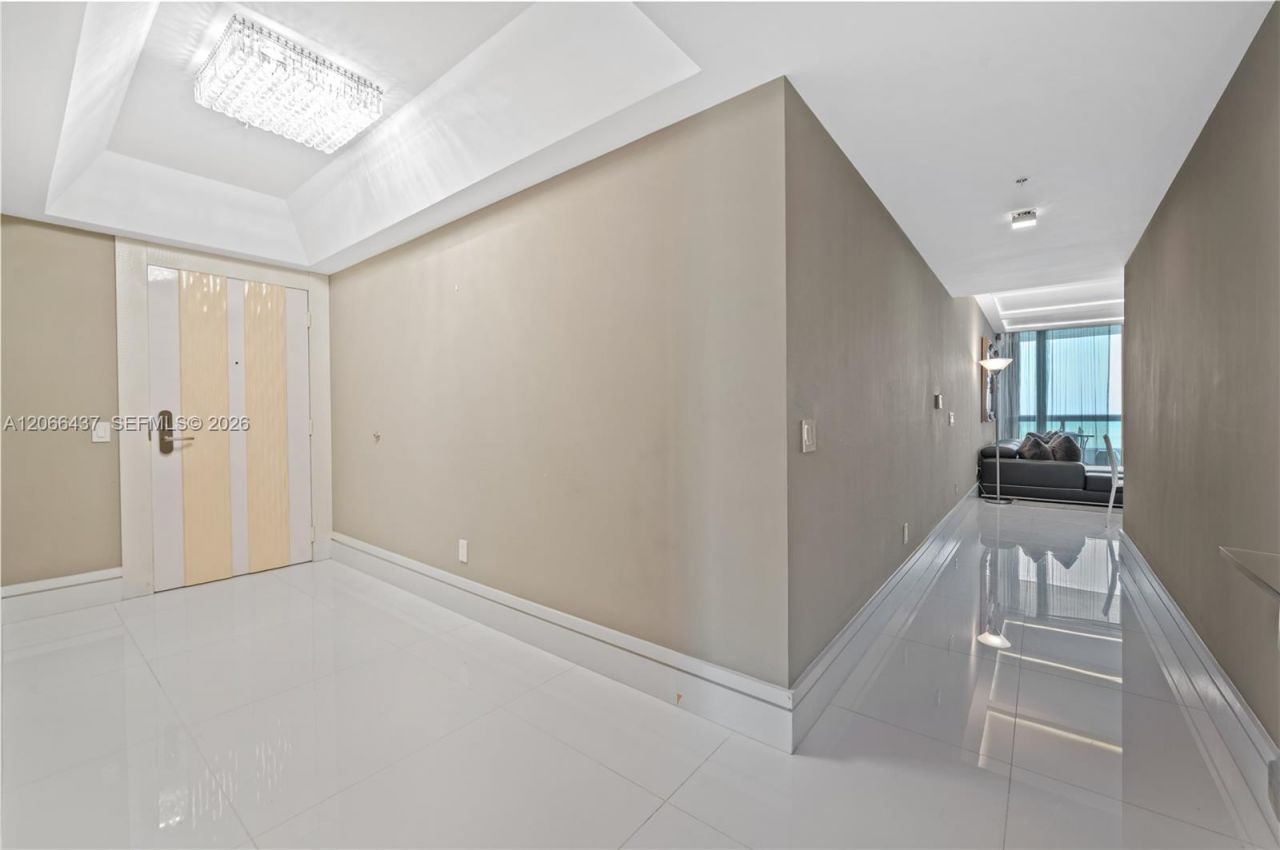 6899 Collins Ave, Unit 702, Miami Beach, FL 33141 Photo
