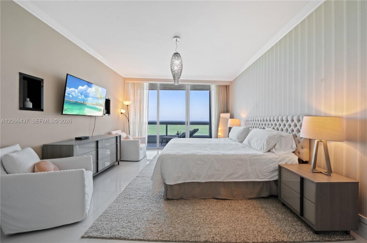 6899 Collins Ave, Unit 702, Miami Beach, FL 33141 Photo