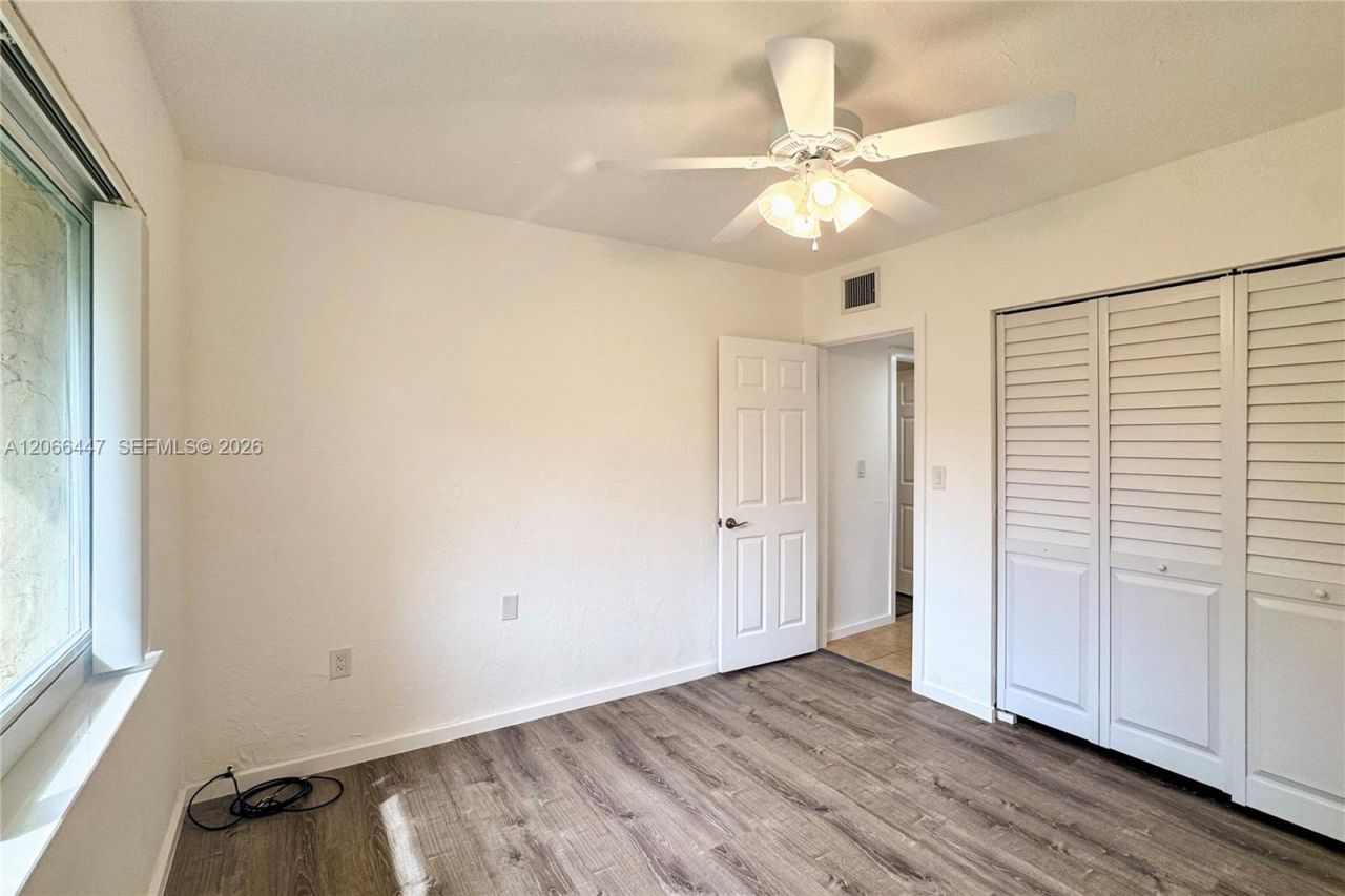 13898 SW 90th Ave , Unit 204-EE, Miami, FL 33176 Photo
