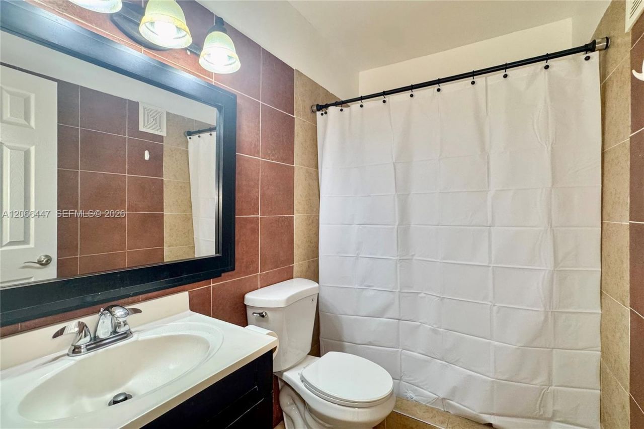 13898 SW 90th Ave , Unit 204-EE, Miami, FL 33176 Photo