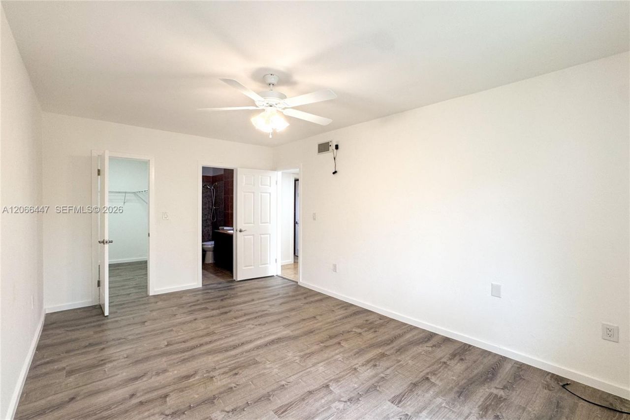 13898 SW 90th Ave , Unit 204-EE, Miami, FL 33176 Photo