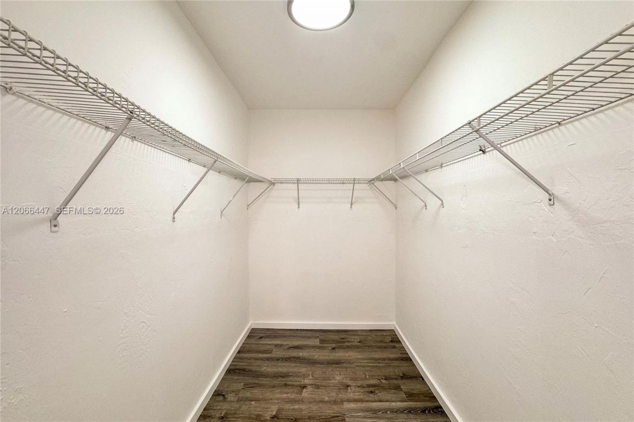 13898 SW 90th Ave , Unit 204-EE, Miami, FL 33176 Photo