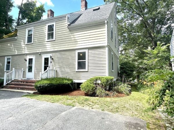 23 Lexington St., Unit 23, Weston, MA 02493