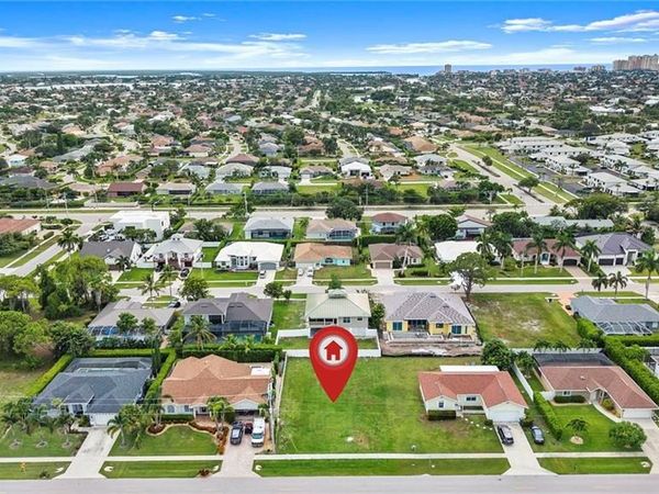 1437 Bermuda RD , MARCO ISLAND, FL 34145